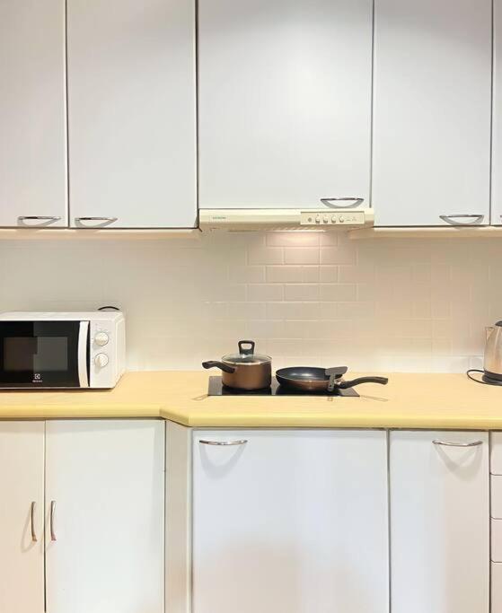 Baan Nonzee Condo Kingsize Bed Big Room In Sathorn Банкок Екстериор снимка